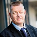 portret van docent Johan van den Broek